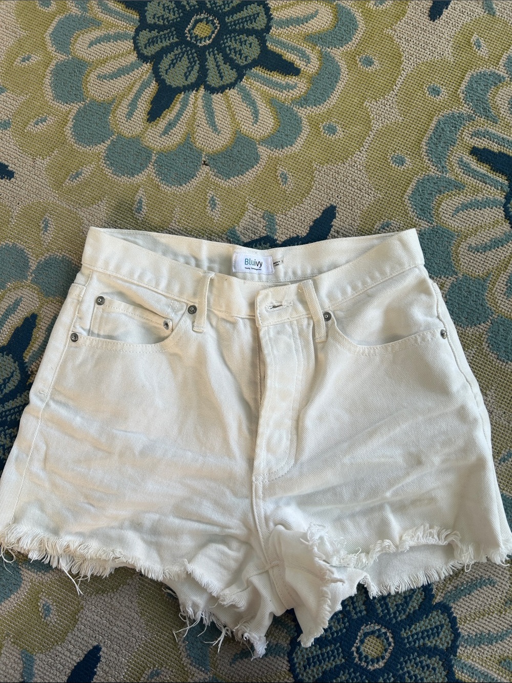 Bluivy White High-Rise Distressed Denim Cutoff Shorts